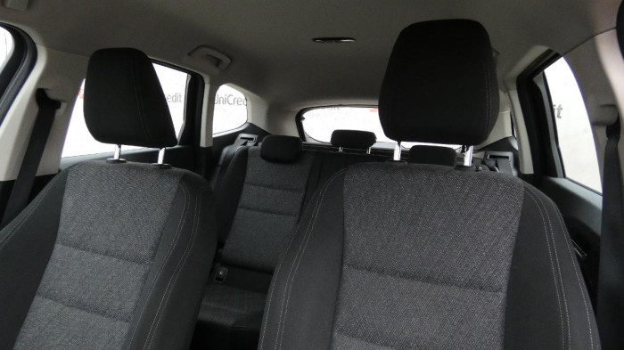 BMW X1 sDrive 18i Advantage na operativní leasing