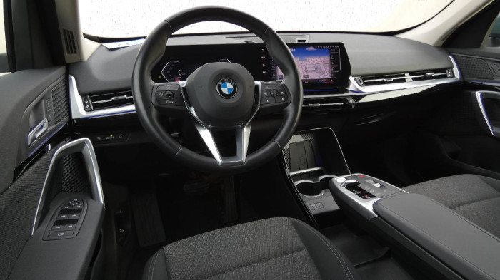 BMW X1 sDrive 18i Advantage na operativní leasing