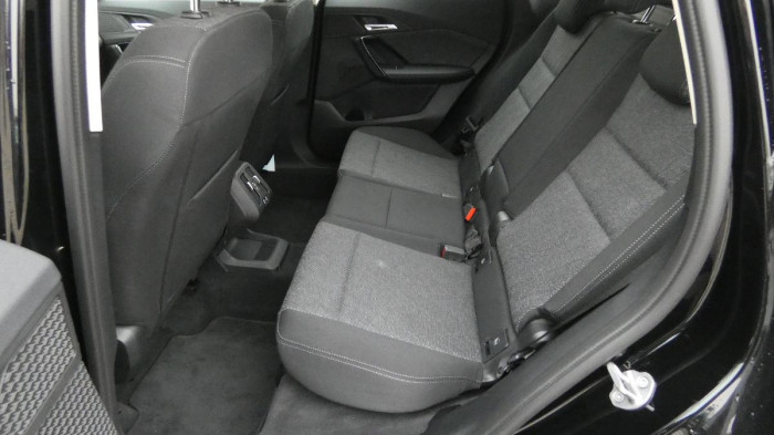 BMW X1 sDrive 18i Advantage na operativní leasing