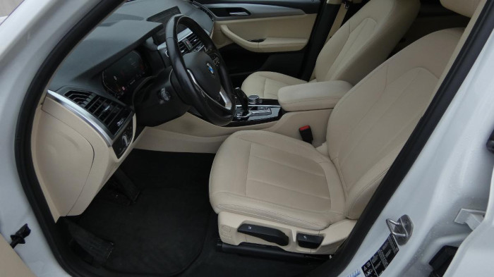 BMW X3 20d xDrive na operativní leasing