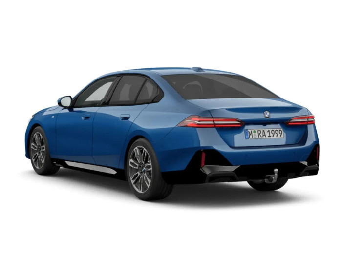 BMW Řada 5 M Sport 20d xdrive 145 kW Nafta 4x4 Automatická převodovka na operativní leasing